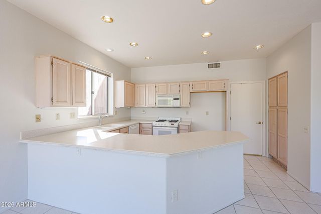 14104 W GUNSIGHT Drive, Sun City West, AZ 85375