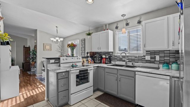 595 W Greenfield Circle, Grand Junction, CO 81504