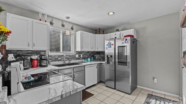 595 W Greenfield Circle, Grand Junction, CO 81504