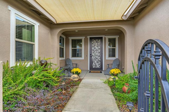 1045 Kinnerly Ln, Lincoln, CA 95648