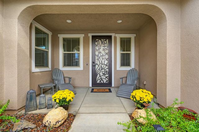 1045 Kinnerly Ln, Lincoln, CA 95648