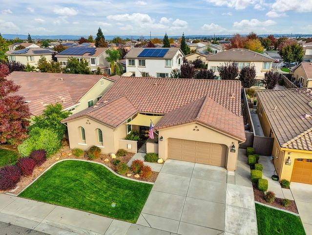 1045 Kinnerly Ln, Lincoln, CA 95648