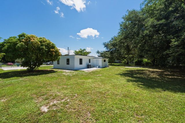 2405 NW 159th Road, Miami Gardens, FL 33054