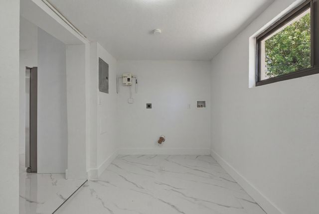 2405 NW 159th Road, Miami Gardens, FL 33054