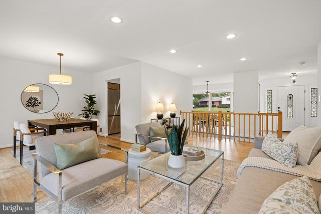 8719 GATESHEAD RD, Alexandria, VA 22309