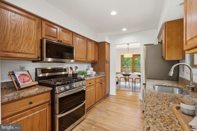 8719 GATESHEAD RD, Alexandria, VA 22309