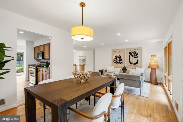 8719 GATESHEAD RD, Alexandria, VA 22309