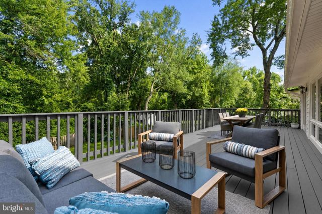 8719 GATESHEAD RD, Alexandria, VA 22309