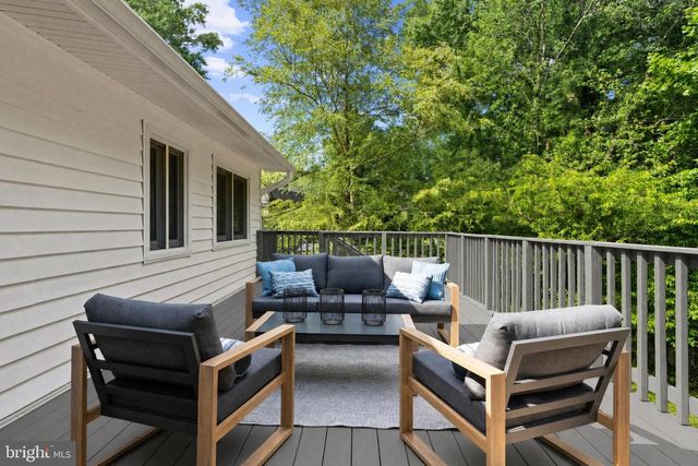 8719 GATESHEAD RD, Alexandria, VA 22309