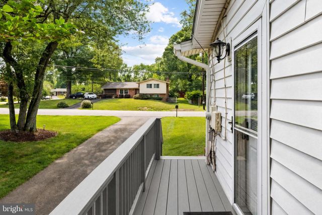 8719 GATESHEAD RD, Alexandria, VA 22309