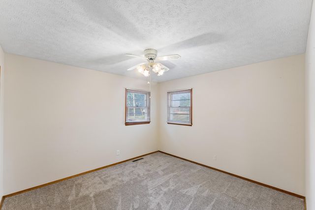 1206 E Rosebrier Street, Springfield, MO 65804