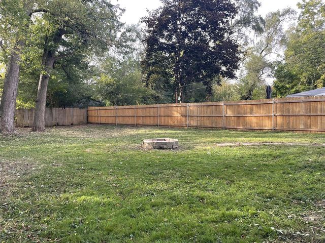 16599 Lenore Avenue, Detroit, MI 48219