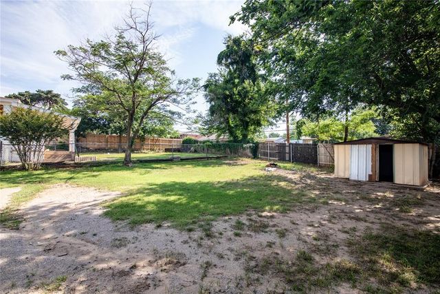 744 N Meridian Avenue, Oklahoma City, OK 73107