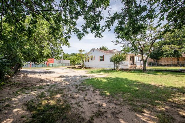 744 N Meridian Avenue, Oklahoma City, OK 73107