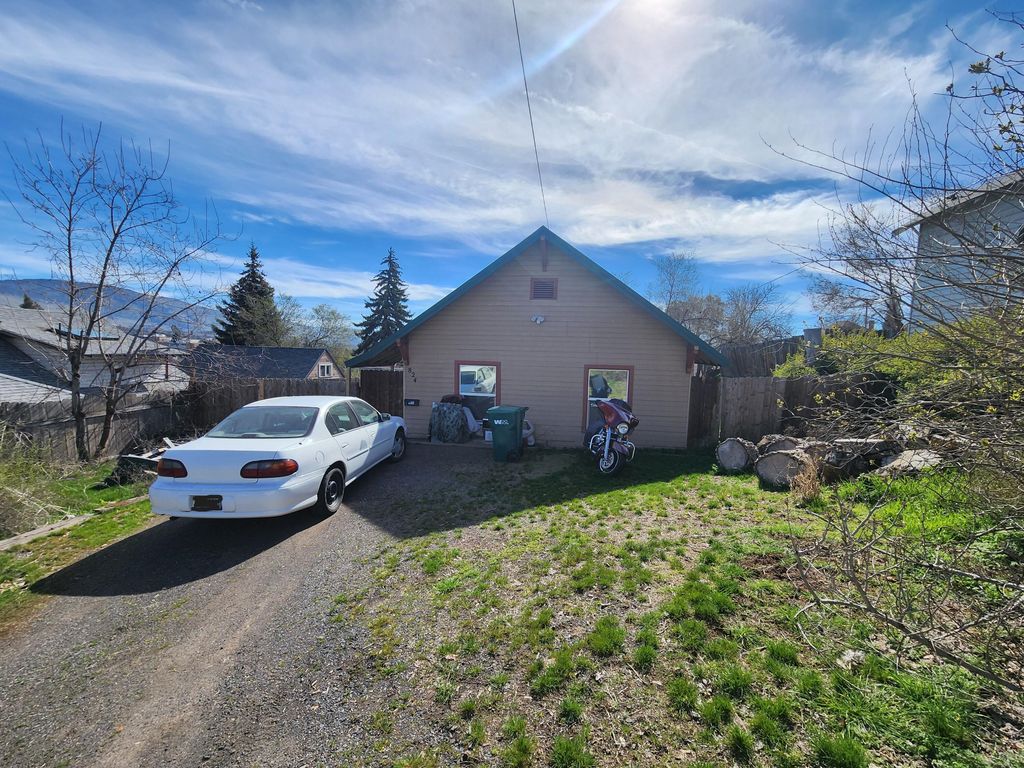 824 Grant Street, Klamath Falls, OR 97601
