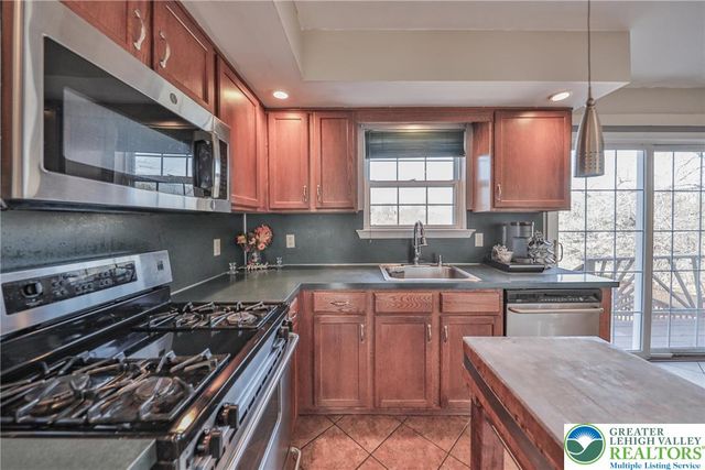 1965 Jenkins Drive, Easton, PA 18040