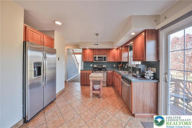 1965 Jenkins Drive, Easton, PA 18040