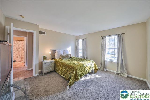 1965 Jenkins Drive, Easton, PA 18040