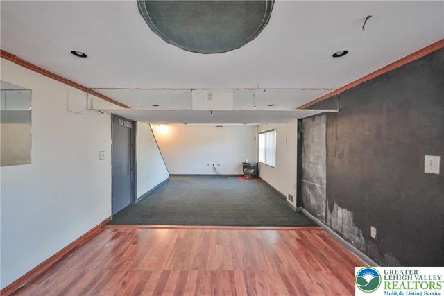 1965 Jenkins Drive, Easton, PA 18040