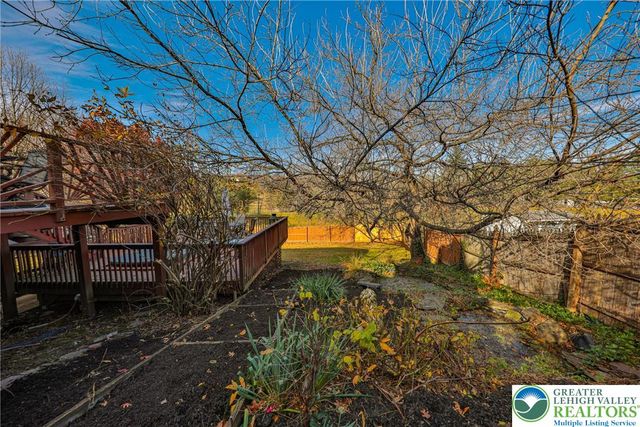 1965 Jenkins Drive, Easton, PA 18040