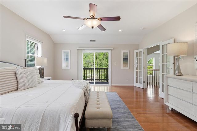 6256 WOODFAIR DR, Fairfax Station, VA 22039