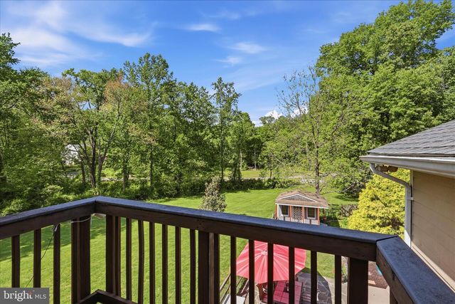 6256 WOODFAIR DR, Fairfax Station, VA 22039