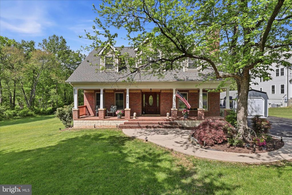 6256 WOODFAIR DR, Fairfax Station, VA 22039