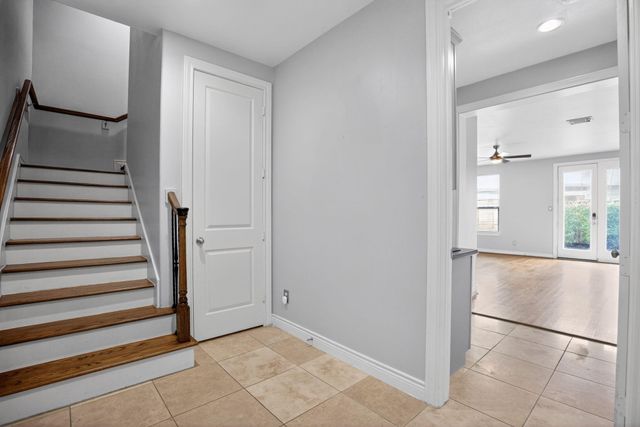 5719 Darling Street, Houston, TX 77007