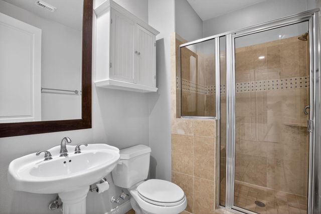 5719 Darling Street, Houston, TX 77007