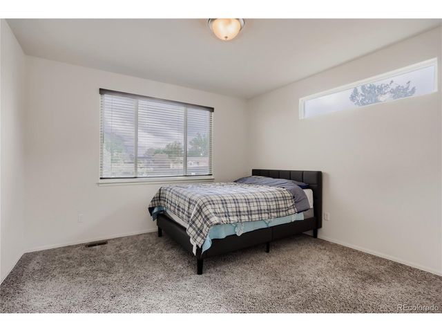 3308 Auklet Dr, Berthoud, CO 80513