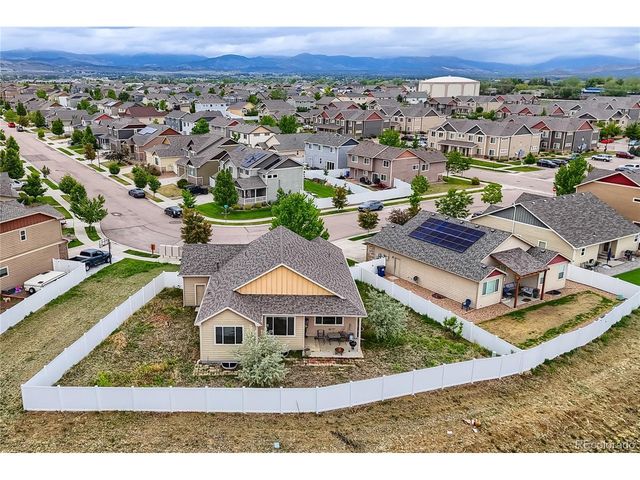 3308 Auklet Dr, Berthoud, CO 80513