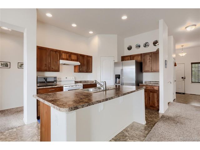 3308 Auklet Dr, Berthoud, CO 80513