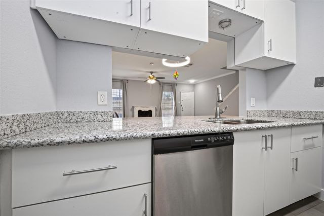 3780 Tanglewilde Street 309, Houston, TX 77063