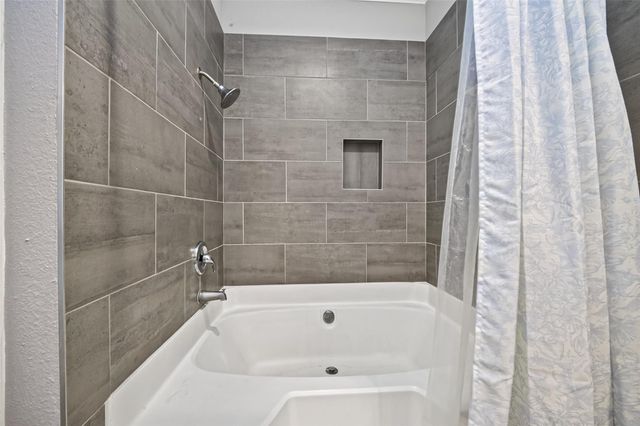 3780 Tanglewilde Street 309, Houston, TX 77063