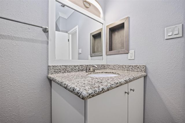 3780 Tanglewilde Street 309, Houston, TX 77063