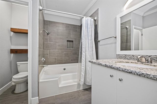 3780 Tanglewilde Street 309, Houston, TX 77063