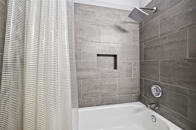 3780 Tanglewilde Street 309, Houston, TX 77063