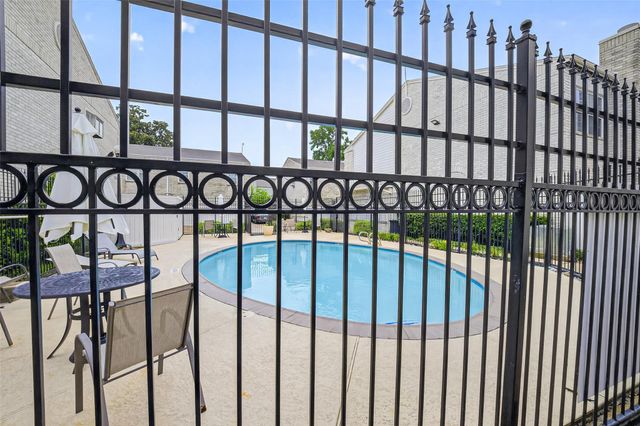 3780 Tanglewilde Street 309, Houston, TX 77063