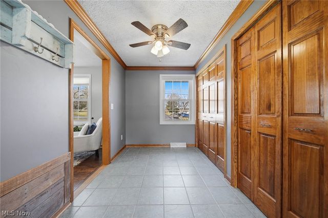 2776 Brouse Street NW, Uniontown, OH 44685