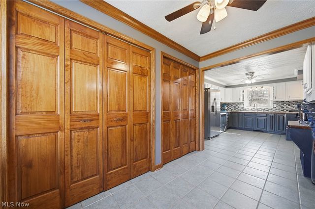 2776 Brouse Street NW, Uniontown, OH 44685