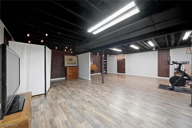 2776 Brouse Street NW, Uniontown, OH 44685