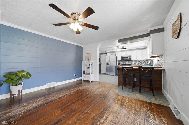 2776 Brouse Street NW, Uniontown, OH 44685