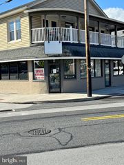 100 BUFORD AVE, Gettysburg, PA 17325