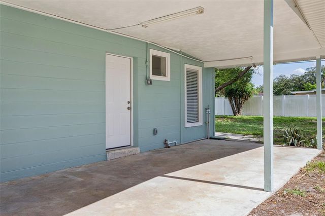 5602 OCEANIC ROAD, Holiday, FL 34690