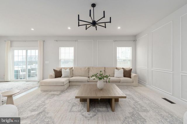 357 MCKITTRICK DR, Stafford, VA 22554