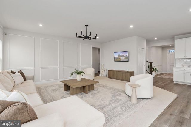 357 MCKITTRICK DR, Stafford, VA 22554