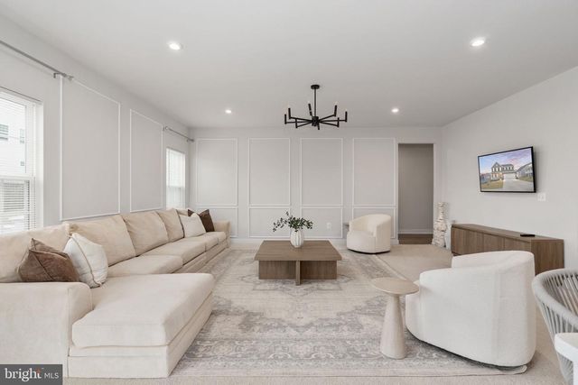 357 MCKITTRICK DR, Stafford, VA 22554