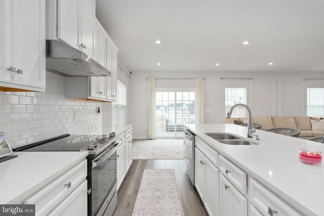 357 MCKITTRICK DR, Stafford, VA 22554