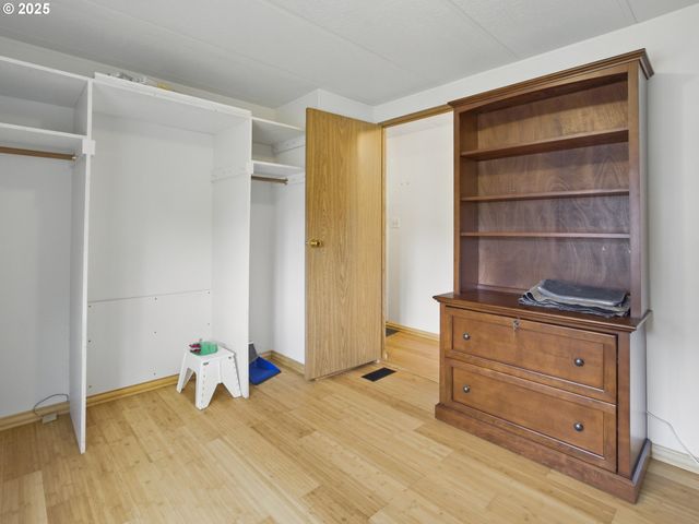 1629 N SIANO Loop, Florence, OR 97439