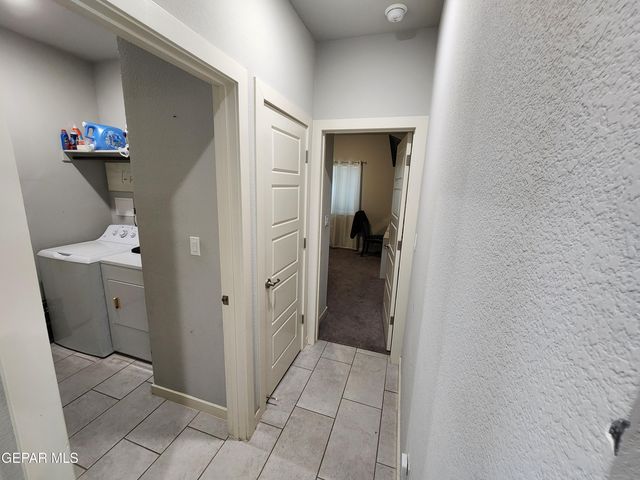 10113 Christmas Cactus Place, Socorro, TX 79927